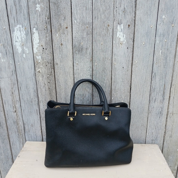 Michael Kors Savannah Medium Saffiano Leather Satchel Black Shoulder Bag - Picture 1 of 14